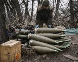 Kyiv seeks EU route for US weapons